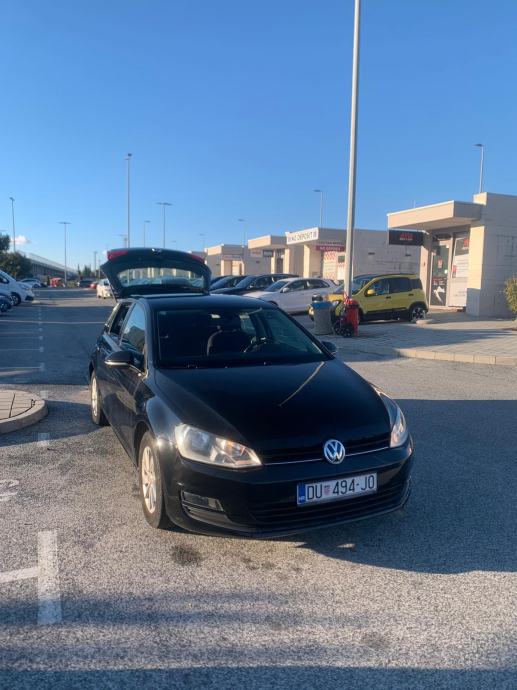 Volkswagen Golf VII